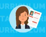 Donna con curriculum in mano, pronta per l'invio curriculum aziende che assumono.