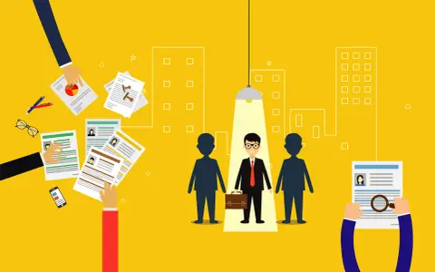 Selezione del personale: curriculum con foto, grafici e persone in attesa. I **hobbies nel curriculum** possono fare la differenza.