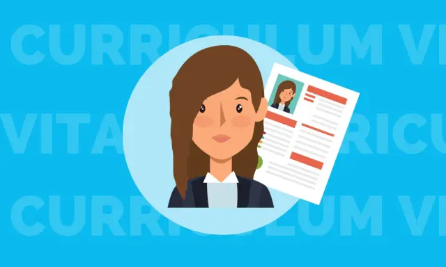 Donna con curriculum in mano, pronta per l'invio curriculum aziende che assumono.