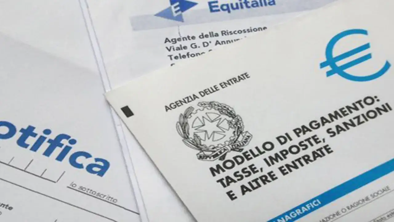 Documenti dell'Agenzia delle Entrate e Equitalia: cosa succede se non pago le tasse? Sanzioni e imposte in vista.